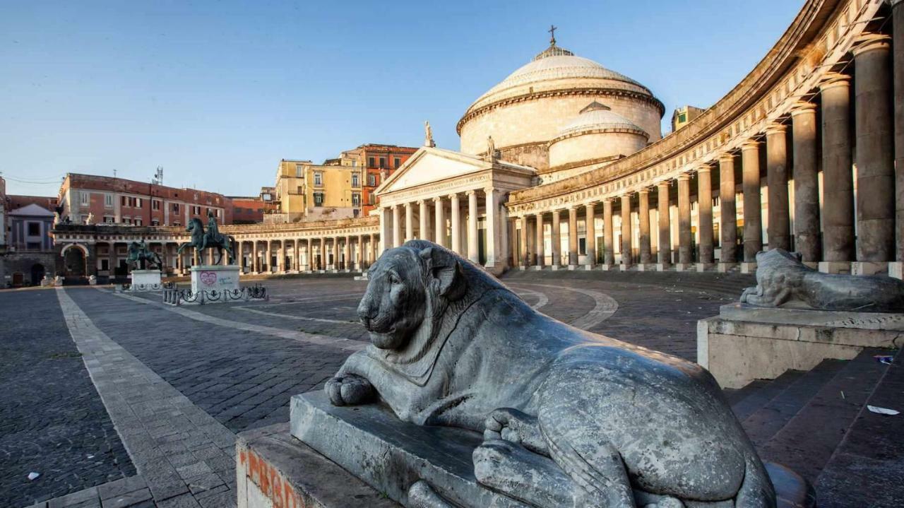 Casa Lillina A Toledo , Near Piazza Del Plebiscito Appartement Napels Buitenkant foto