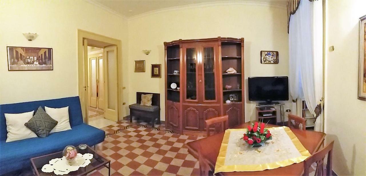 Casa Lillina A Toledo , Near Piazza Del Plebiscito Appartement Napels Buitenkant foto