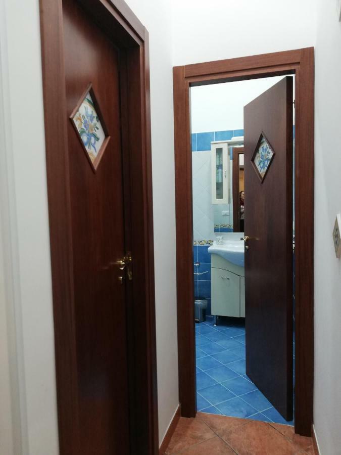 Casa Lillina A Toledo , Near Piazza Del Plebiscito Appartement Napels Buitenkant foto