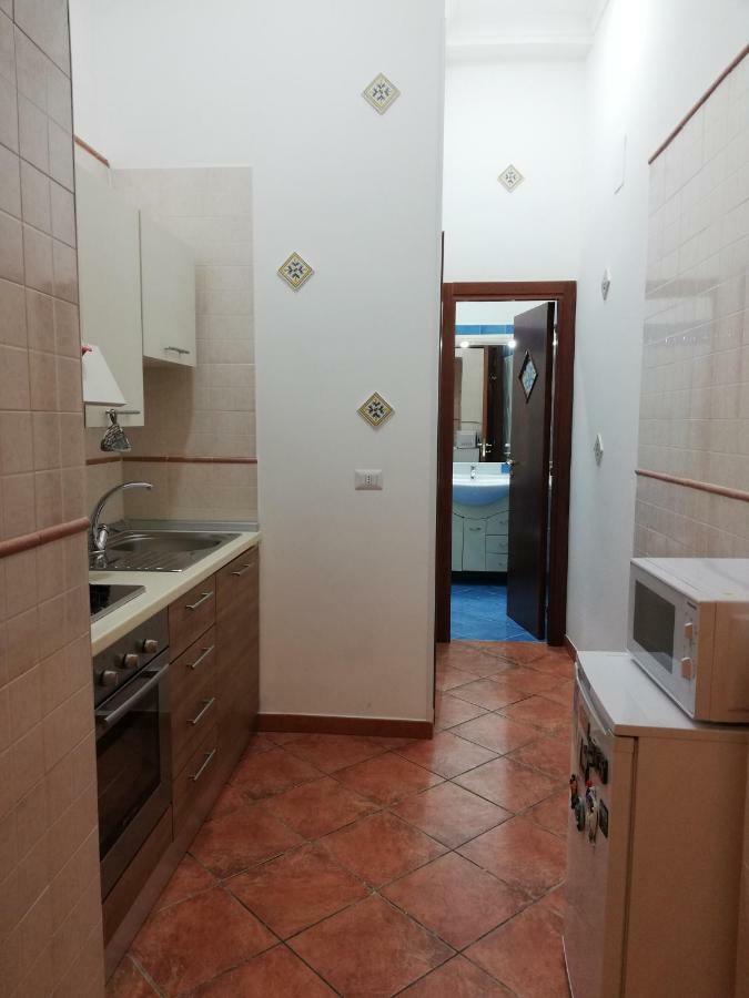 Casa Lillina A Toledo , Near Piazza Del Plebiscito Appartement Napels Buitenkant foto